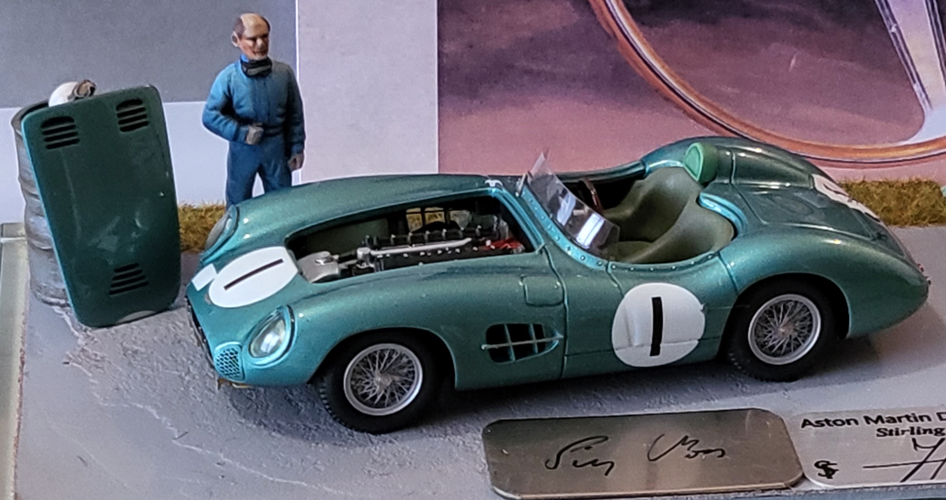 F. Suber : Aston Martin DBR1 signed by Stirling Moss